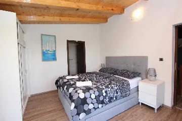 Holiday House for 6 Guests in Rovinj with Garden