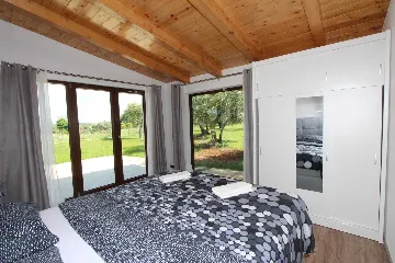 Holiday House for 6 Guests in Rovinj with Garden