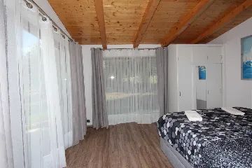 Holiday House for 6 Guests in Rovinj with Garden