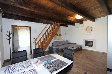 Holiday House for 6 Guests in Rovinj with Garden