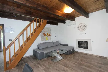 Holiday House for 6 Guests in Rovinj with Garden