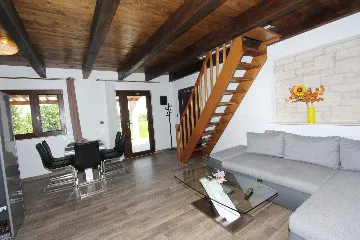 Holiday House for 6 Guests in Rovinj with Garden