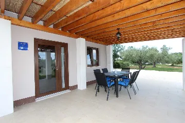 Holiday House for 6 Guests in Rovinj with Garden