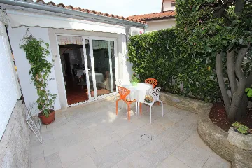 One-Bedroom Apartment with Terrace in Rovinj