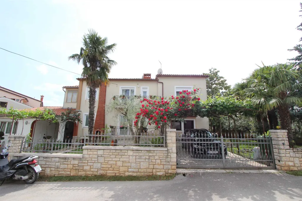 One-Bedroom Apartment with Terrace in Rovinj