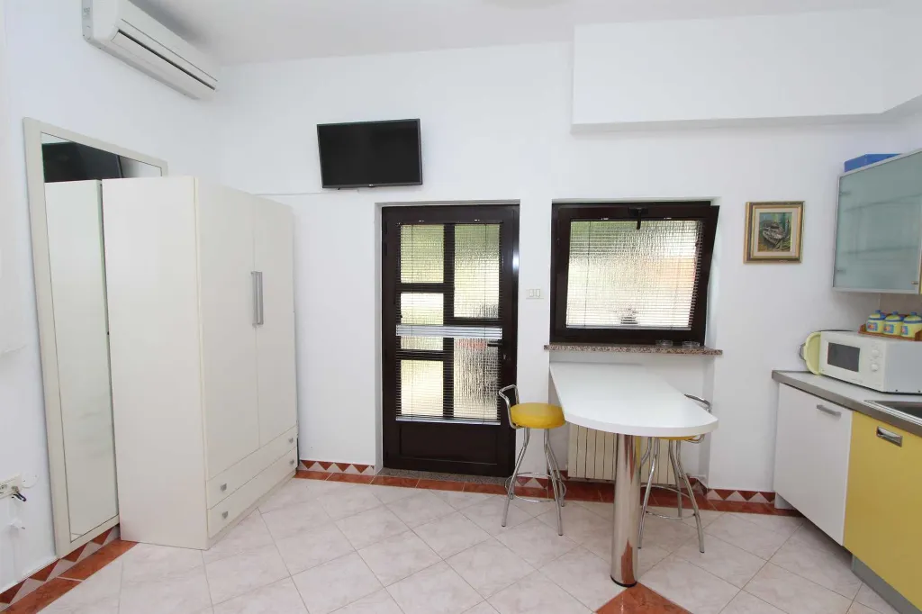 Studio for 2 with Terrace in Rovinj
