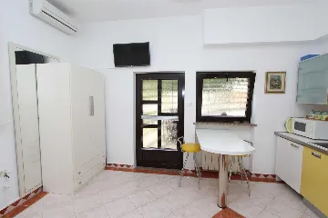 Studio for 2 with Terrace in Rovinj