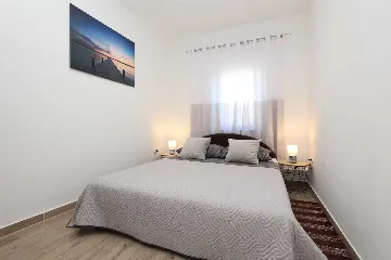 Elegant Two-Bedroom Escape Banjole