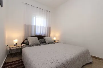 Elegant Two-Bedroom Escape Banjole