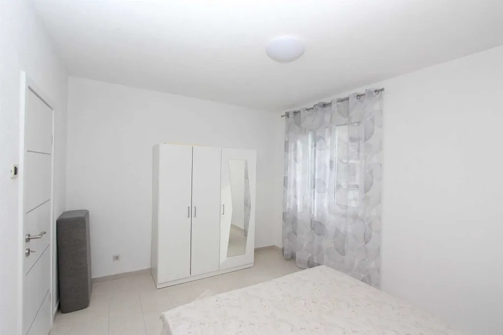 Two-Bedroom Apartment in Rovinj for 3 Guests