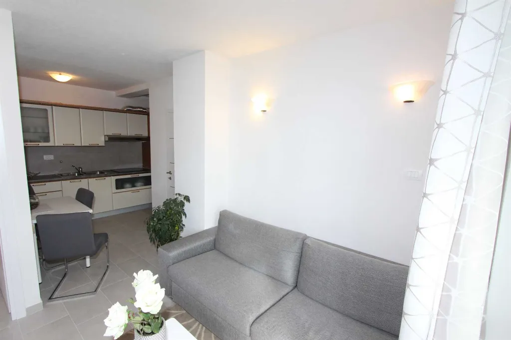 Two-Bedroom Apartment in Rovinj for 3 Guests