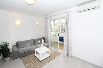 Two-Bedroom Apartment in Rovinj for 3 Guests