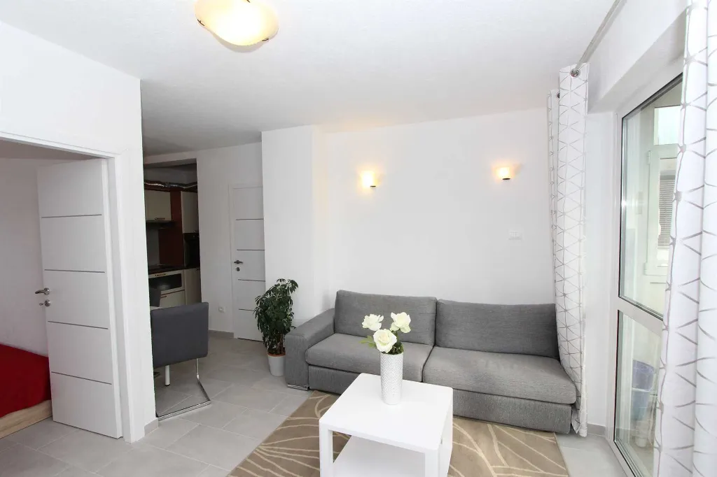 Two-Bedroom Apartment in Rovinj for 3 Guests