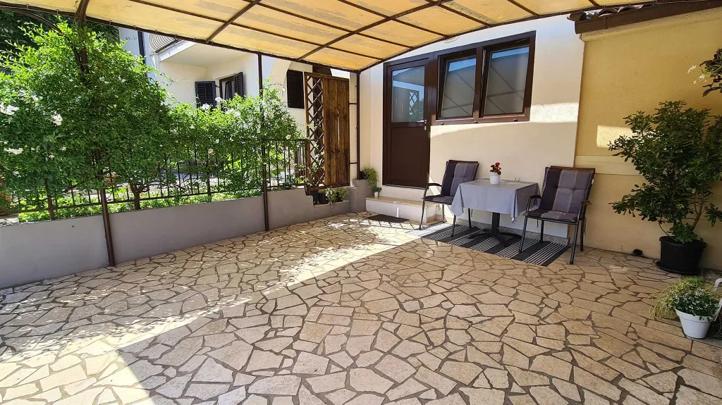 Studio for 2 Guests in Rovinj with Parking
