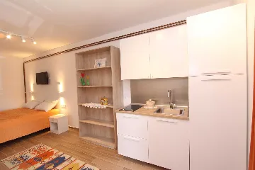 Studio for 2 Guests in Rovinj with Parking