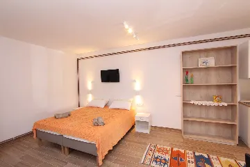 Studio for 2 Guests in Rovinj with Parking