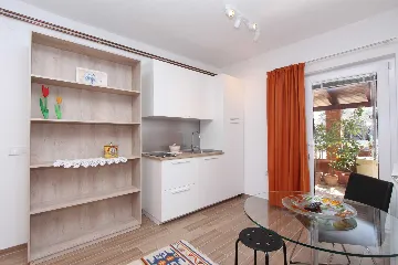 Studio for 2 Guests in Rovinj with Parking