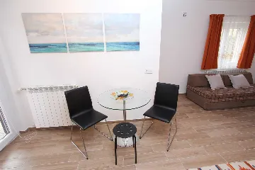 Studio for 2 Guests in Rovinj with Parking