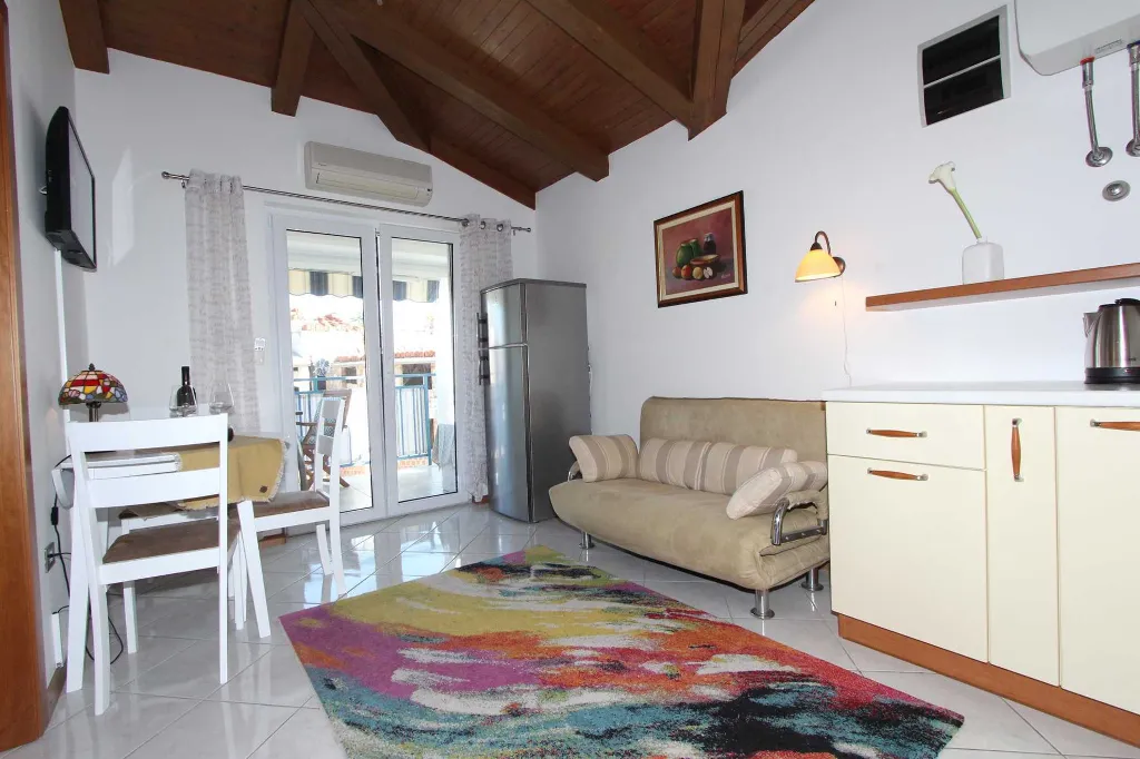 One-Bedroom Apartment for 3 Guests in Rovinj