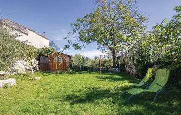 Holiday House with Pool in Sv. Lovreč
