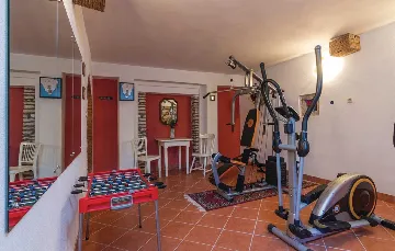 Holiday House with Pool in Sv. Lovreč