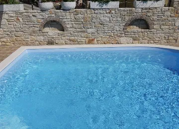 Holiday House with Pool in Sv. Lovreč
