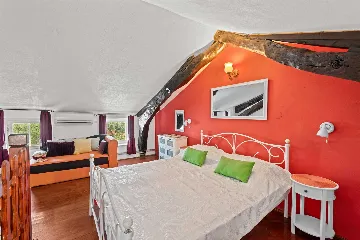 Holiday House with Pool in Sv. Lovreč