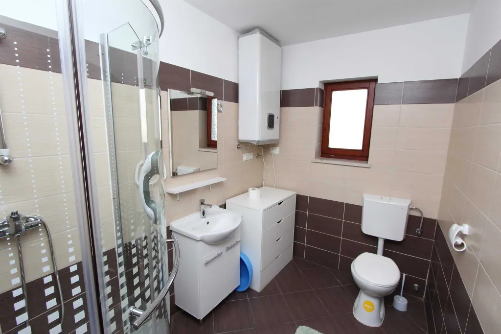 One-Bedroom Apartment with Pool Access in Bale