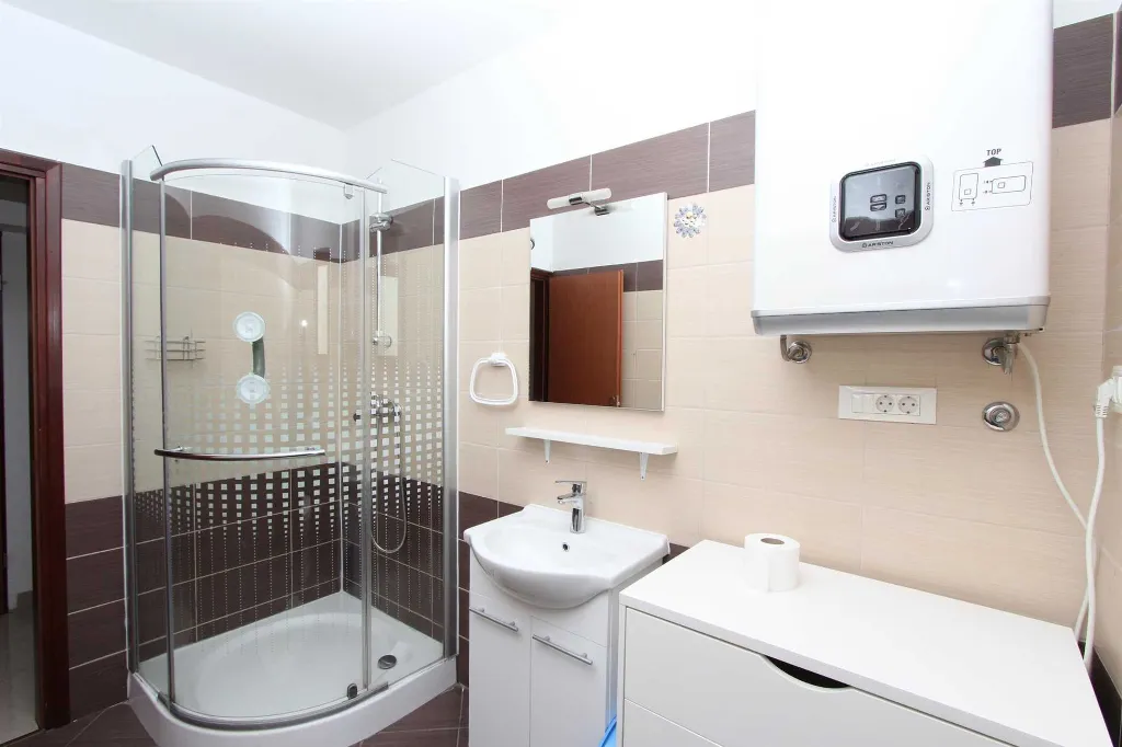 One-Bedroom Apartment with Pool Access in Bale