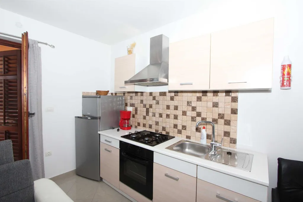 One-Bedroom Apartment with Pool Access in Bale