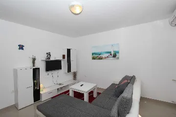 One-Bedroom Apartment with Pool Access in Bale