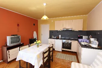 Two-Bedroom Apartment in Rovinj with Balconies