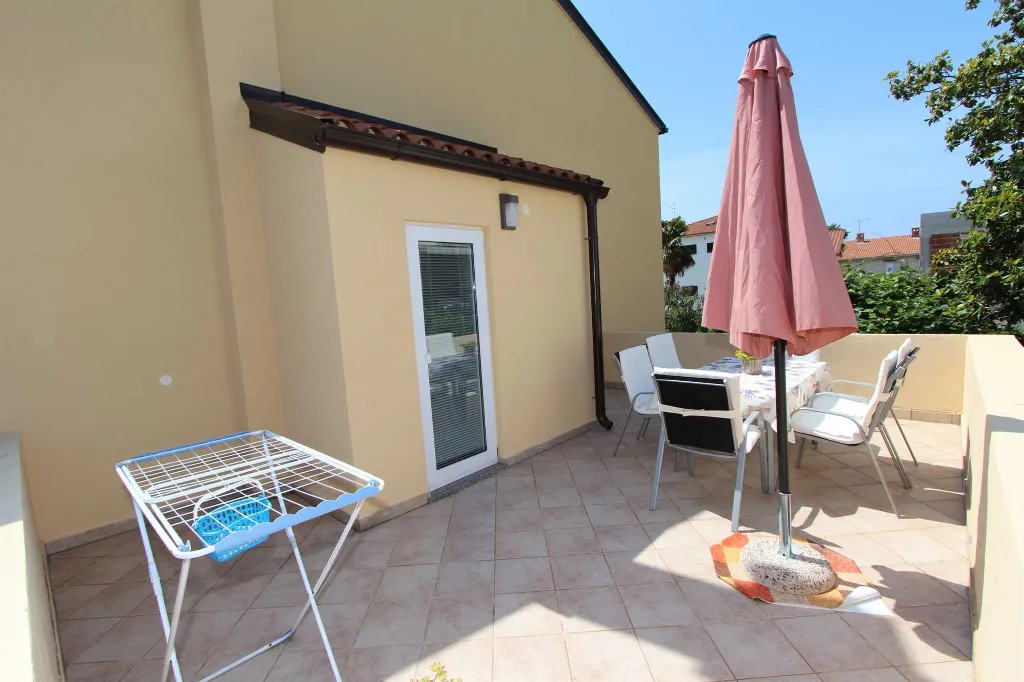 Two-Bedroom Apartment in Rovinj with Balconies