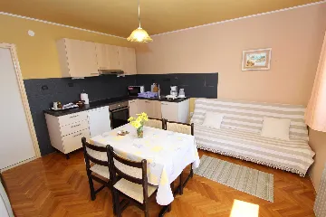 Two-Bedroom Apartment in Rovinj with Balconies