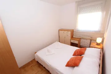 One-Bedroom Apartment for 4 Guests in Pula