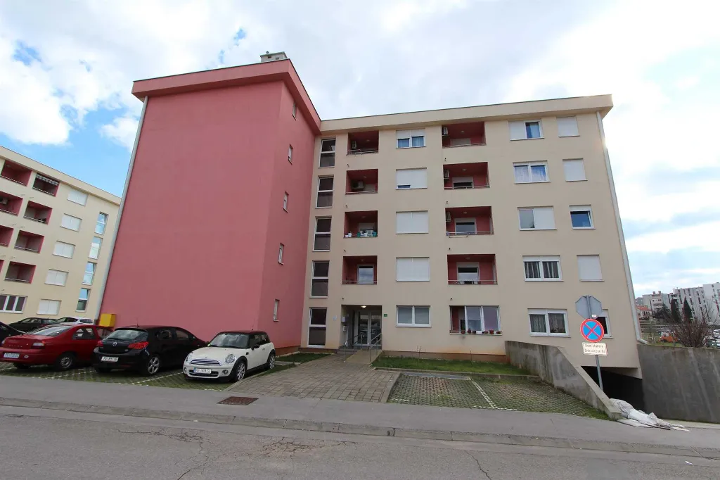One-Bedroom Apartment for 4 Guests in Pula