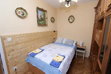 Three-Bedroom Apartment with Terrace in Pula