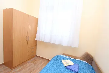 Three-Bedroom Apartment with Terrace in Pula