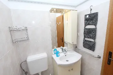 One-Bedroom Apartment for 2 in Rovinj with Parking