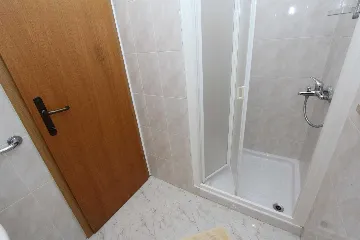 One-Bedroom Apartment for 2 in Rovinj with Parking