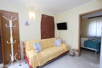 One-Bedroom Apartment for 2 in Rovinj with Parking