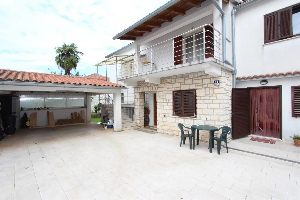 One-Bedroom Apartment for 2 in Rovinj with Parking