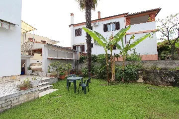 One-Bedroom Apartment for 2 in Rovinj with Parking