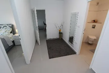 Two-Bedroom Apartment in Rovinj with Parking