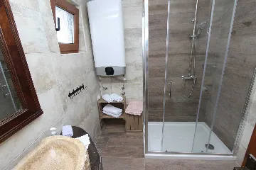 Studio for 2 Guests in Rovinjsko Selo with Shared Pool