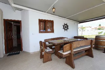 Studio for 2 Guests in Rovinjsko Selo with Shared Pool