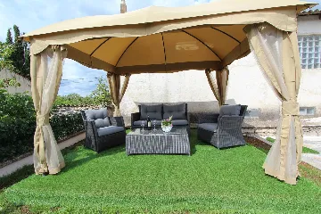 Studio for 2 Guests in Rovinjsko Selo with Shared Pool