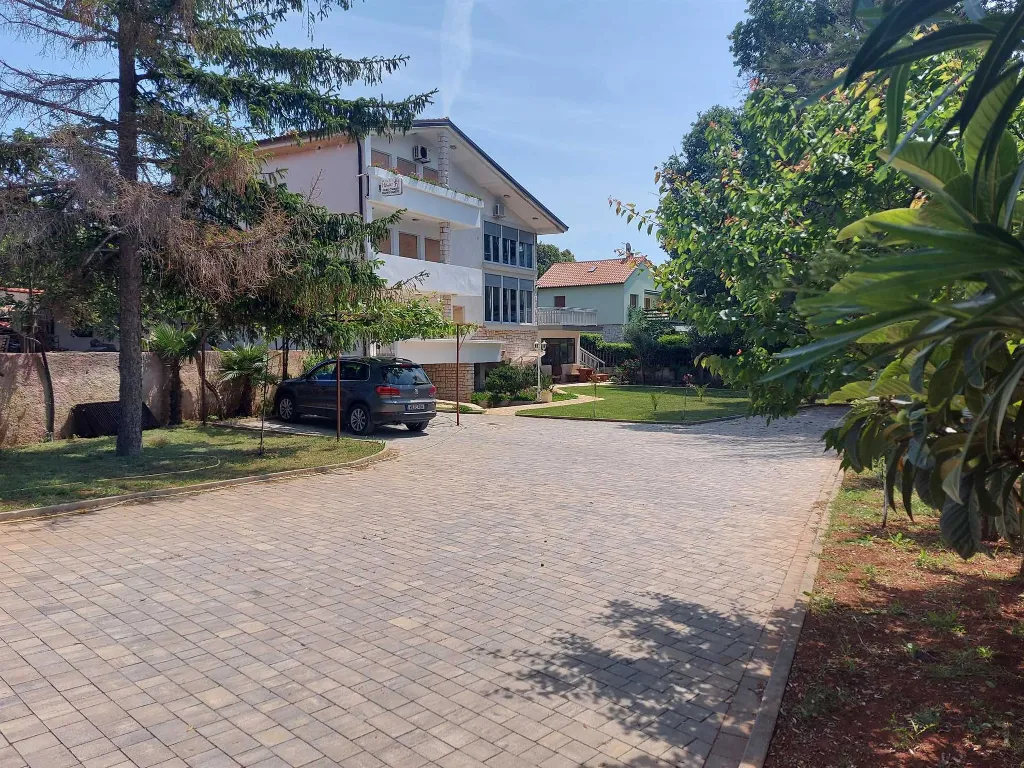 Sunrise Haven Apartment, Banjole