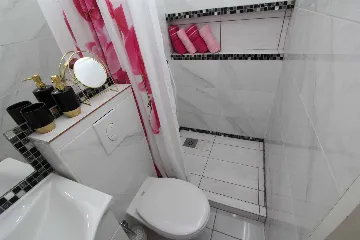 Sunrise Haven Apartment, Banjole