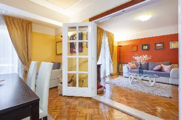 Two-Bedroom Apartment with Pool in Rovinj